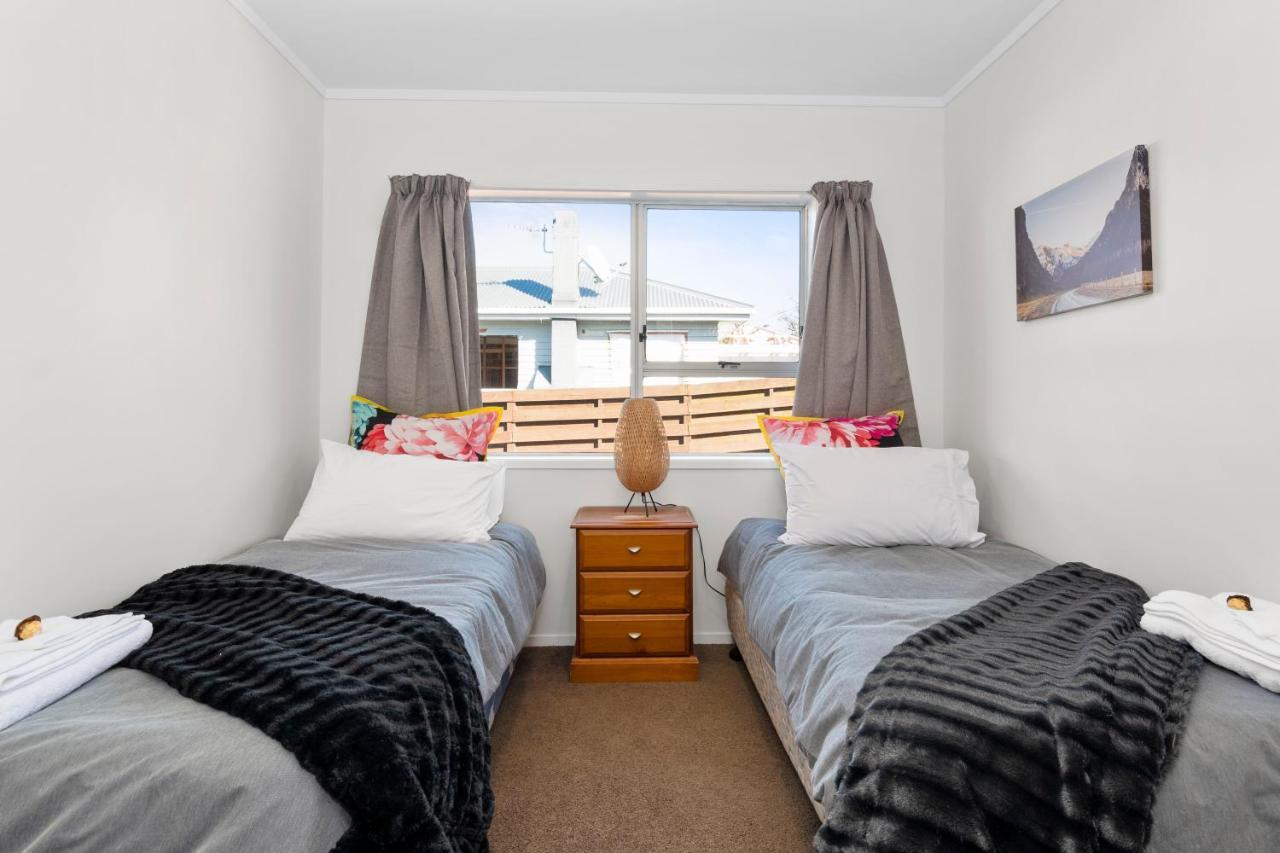 Villa Styley On Briarley Unit 1 Tauranga Exterior foto